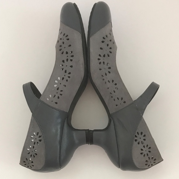 RENATA DONATI Mary Jane Kitten Heel Pumps Leather Heels Gray Women’s Size EU39 - Picture 9 of 16